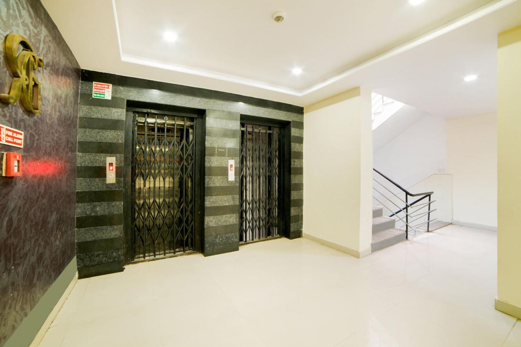 首都o 62166拉加大酒店 海得拉巴 外观 照片